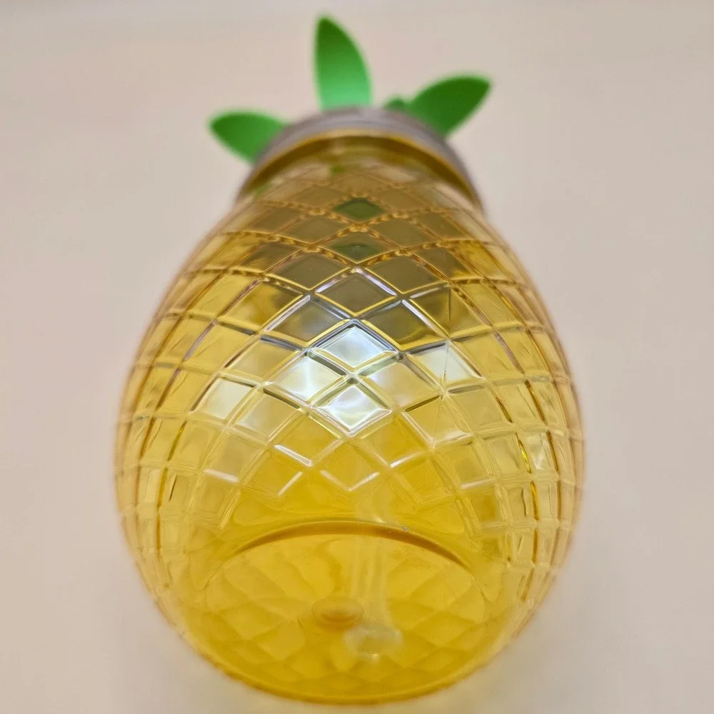 Pineapple Shaped Tumbler Yellow Plastic Mason‎ Jar Cup with Straw & Green Leaves